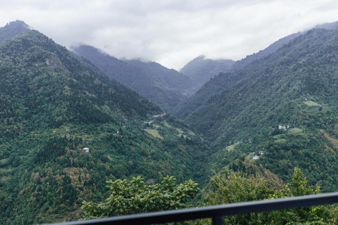Unique Boutique Hotel Near Batumi Zeda Chkhutuneti Экстерьер фото