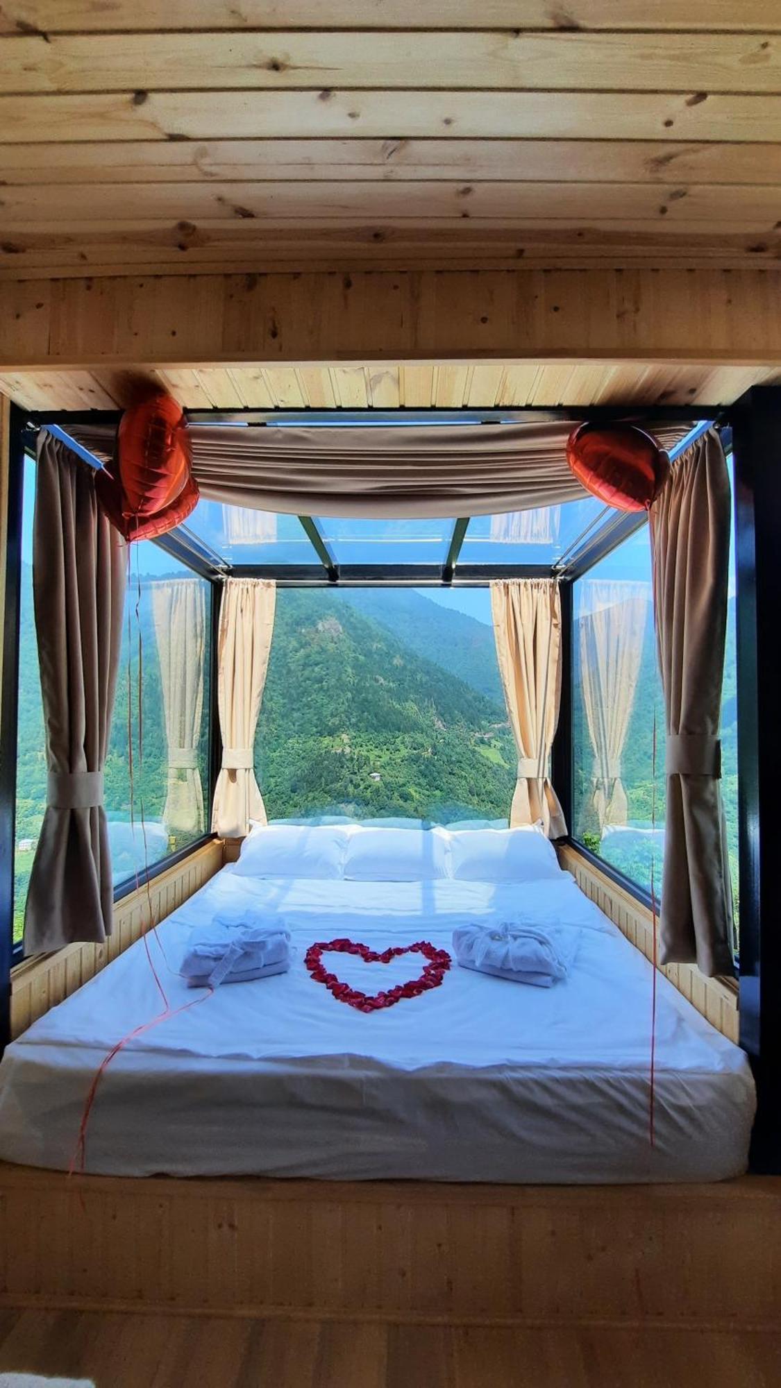 Unique Boutique Hotel Near Batumi Zeda Chkhutuneti Экстерьер фото
